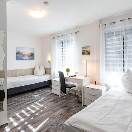 Stadt-gut-hotel Grosser Kurfuerst 3* Эмден