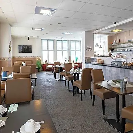 Stadt-gut-hotel Grosser Kurfuerst 3* Emden
